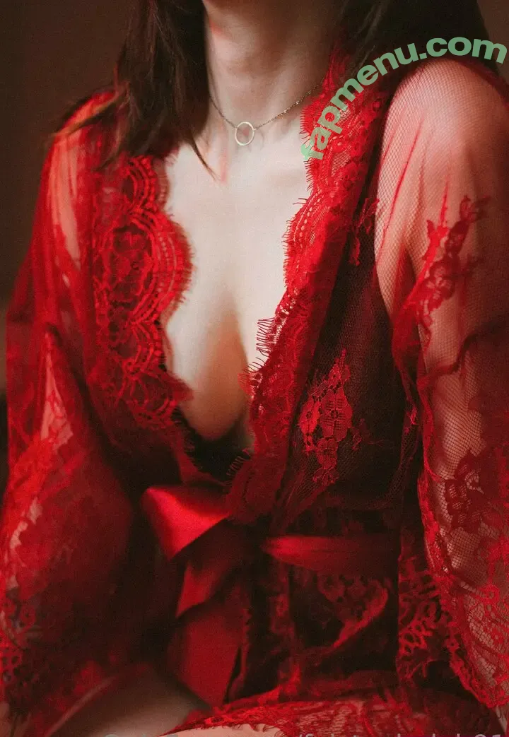 feistyghuleh91 nude photo #0069 (midnightsoulsstillremain)