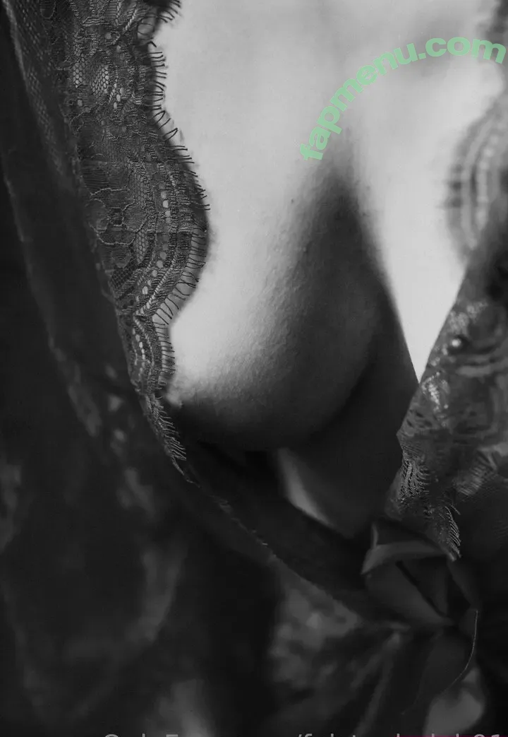 feistyghuleh91 nude photo #0072 (midnightsoulsstillremain)