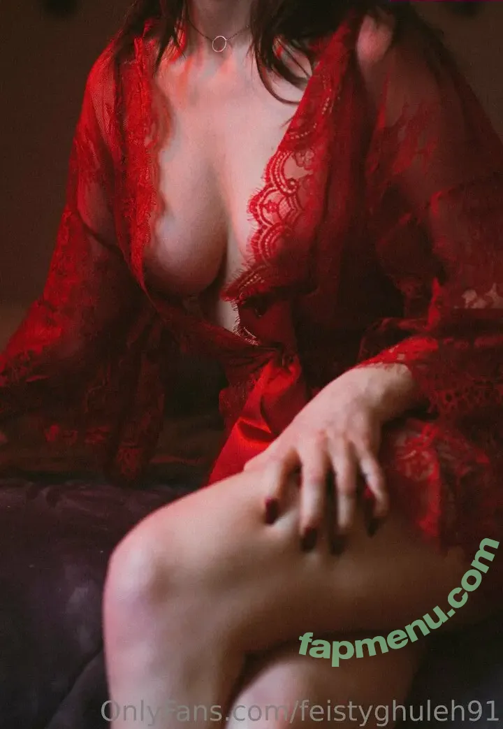 feistyghuleh91 nude photo #0074 (midnightsoulsstillremain)