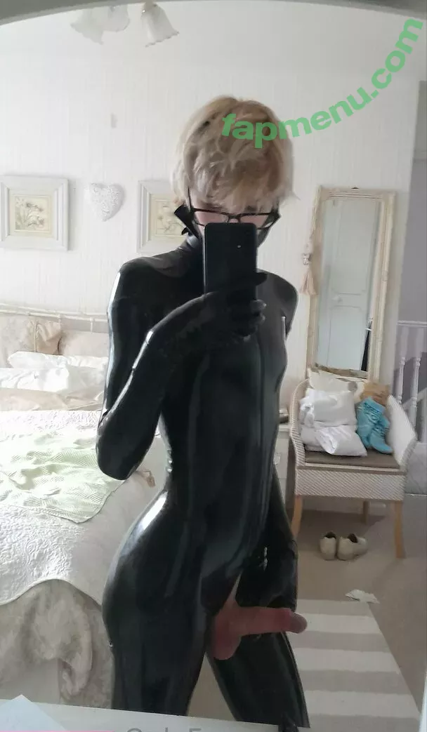 Felexiia nude photo #0074 (felexiialatexiia)