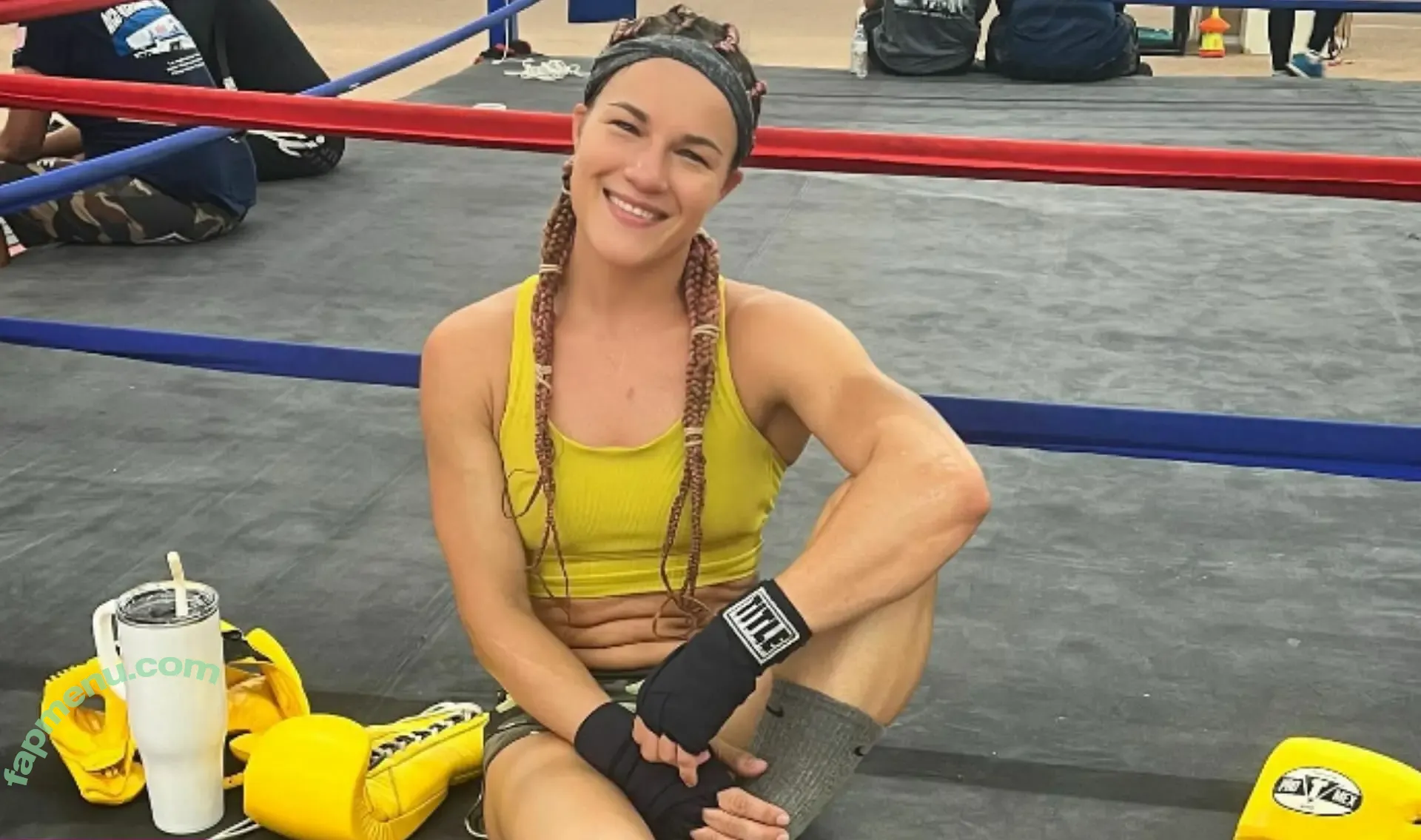 feliceherrig nude photo #0077 (feliceherrig)