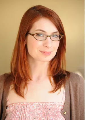 Felicia Day / feliciaday nude photo #0026