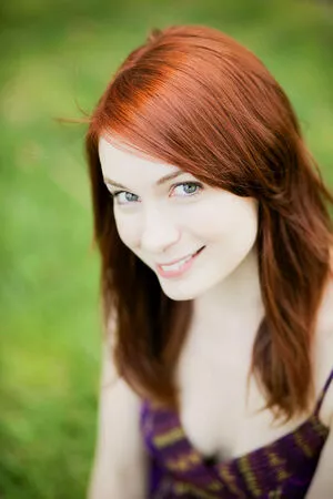 Felicia Day / feliciaday nude photo #0042