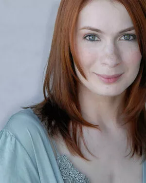 Felicia Day / feliciaday nude photo #0080