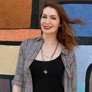 Felicia Day / feliciaday nude photo #0105