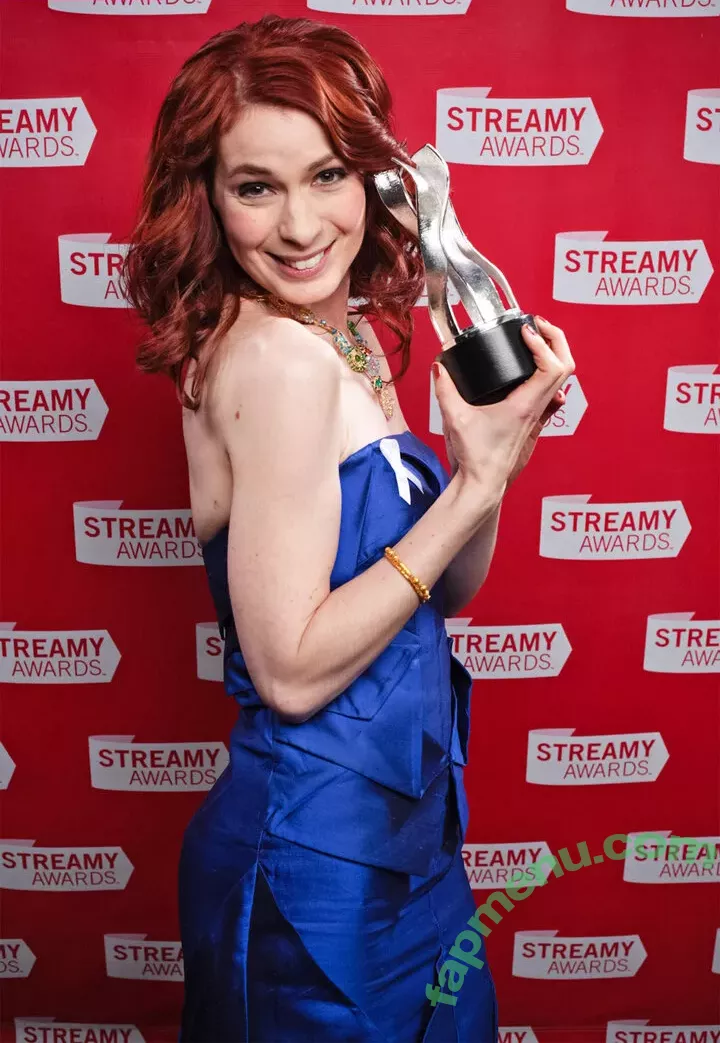 Felicia Day nude photo #0062 (feliciaday)