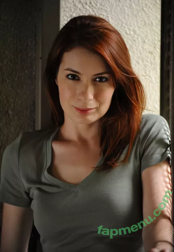 Felicia Day nude photo #0100 (feliciaday)