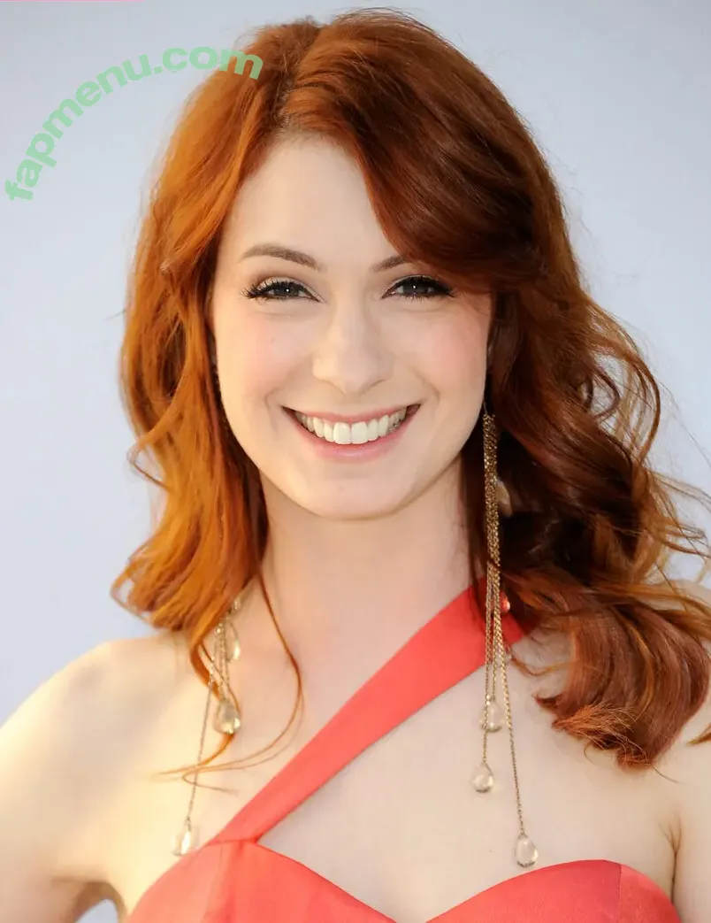 Felicia Day nude photo #0176 (feliciaday)