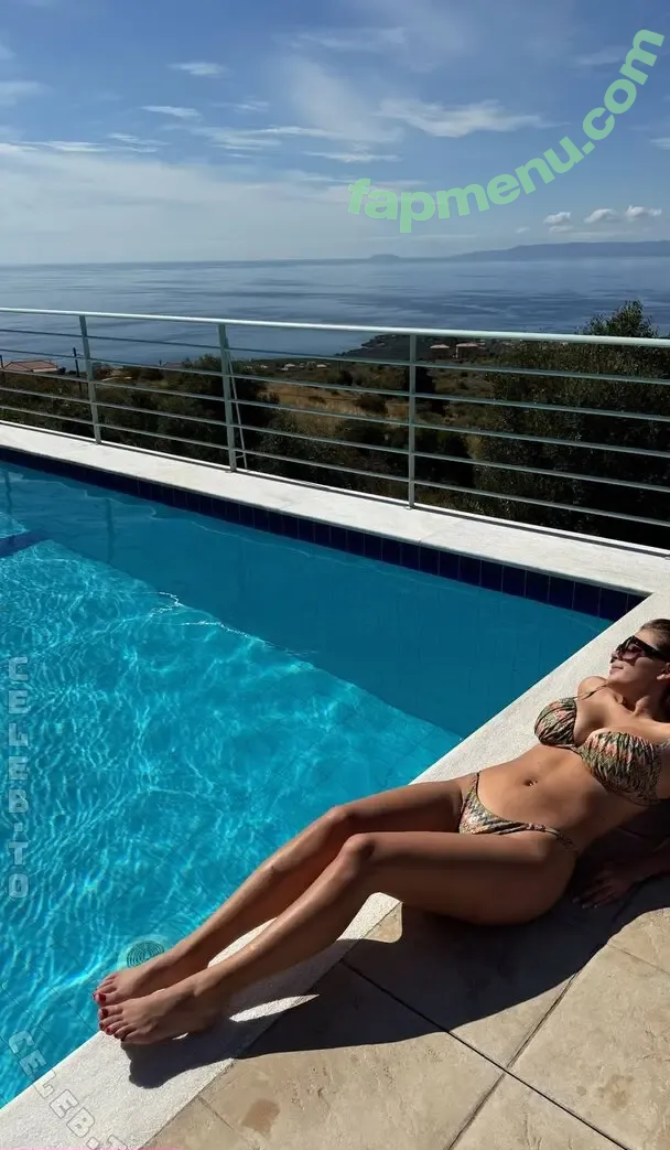 Felicia Fuchs nude photo #0274 (felicia.fuchs)