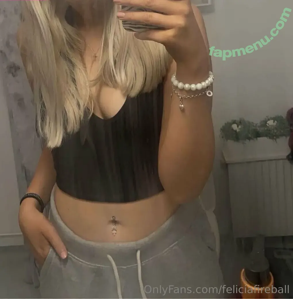 feliciafireball nude photo #0013 (felicia.blueball)