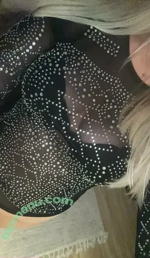  nude photo #0003