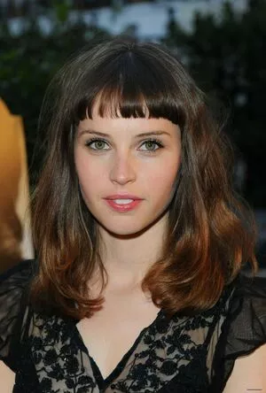 Felicity Jones / felicity.jones / felicityjonesxo nude photo #0028