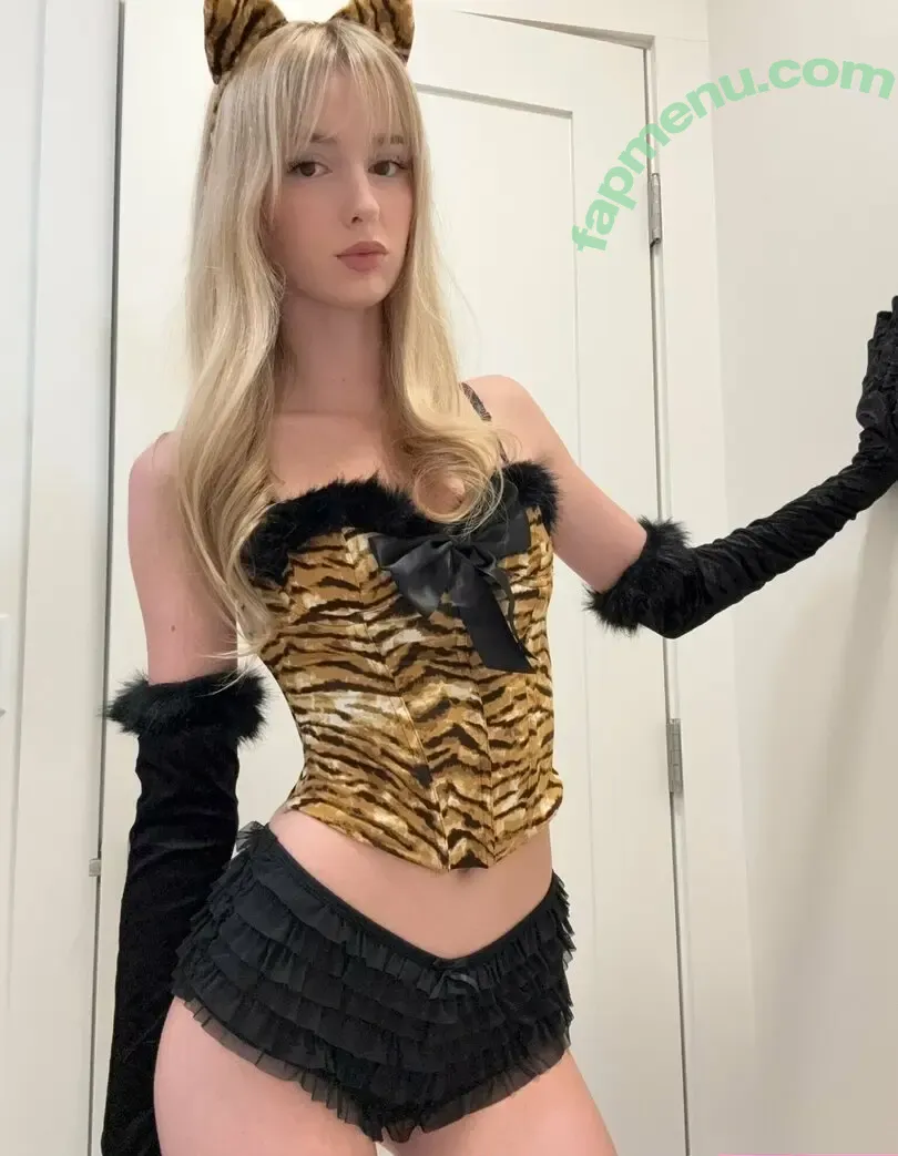 felicityhughes nude photo #0015 (felicityymikaela)