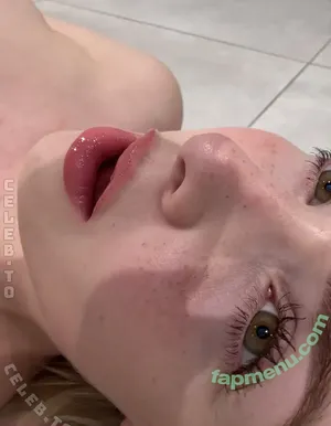 Feliz R. Nicole / Feliz7R / feliz_r_ / felizvwr nude photo #0090