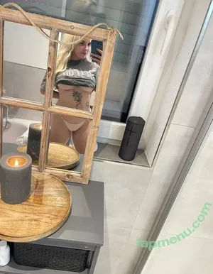 Feliz R. Nicole / Feliz7R / feliz_r_ nude photo #0221