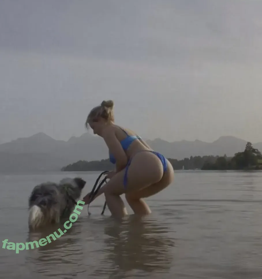 Feliz R. Nicole nude photo #0239 (Feliz7R / feliz_r_)