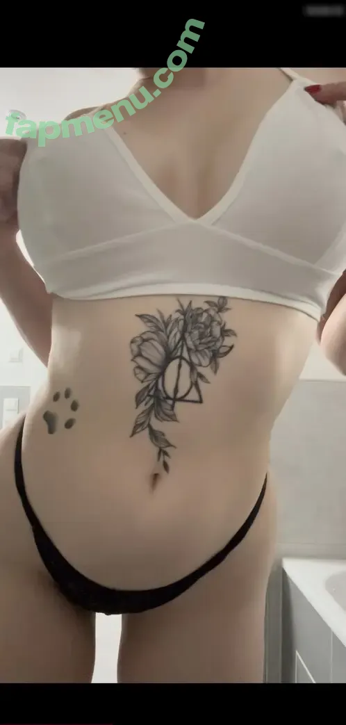 Feliz R. Nicole nude photo #0302 (Feliz7R / feliz_r_)