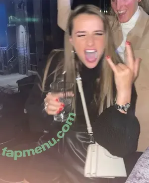 Female Football / girlsontheball / soccer players nude photo #0605