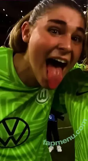 Female Football / girlsontheball / soccer players nude photo #0683