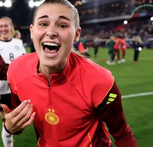 Female Football / girlsontheball / soccer players nude photo #0684