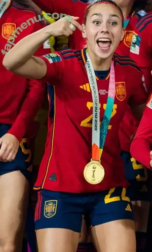 Female Football / girlsontheball / soccer players nude photo #0689