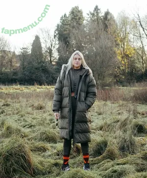 Female Football / girlsontheball / soccer players nude photo #0738