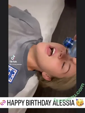 Female Football / girlsontheball / soccer players nude photo #0763