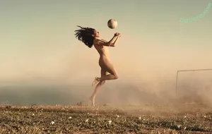 Female Football / girlsontheball / soccer players nude photo #0797