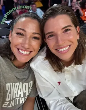 Female Football / girlsontheball / soccer players nude photo #0801