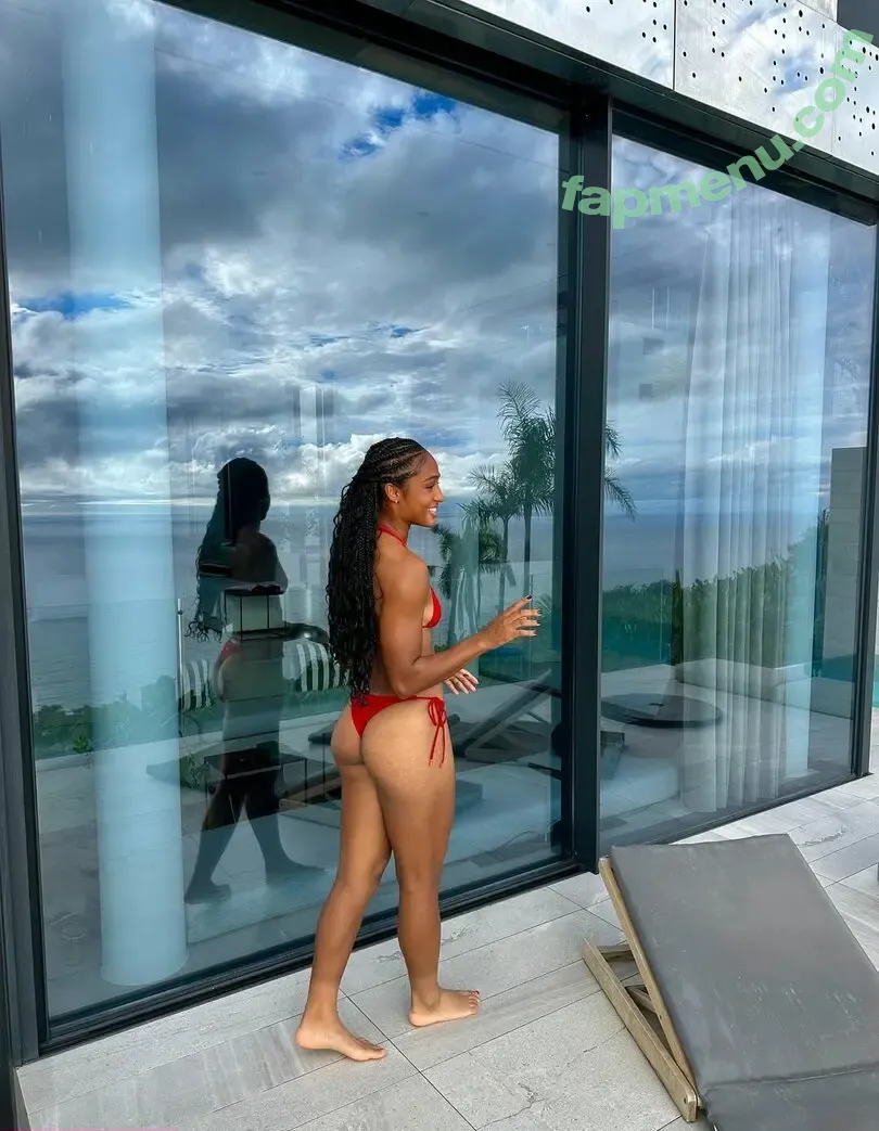 Female Football nude photo #0599 (girlsontheball / soccer players)