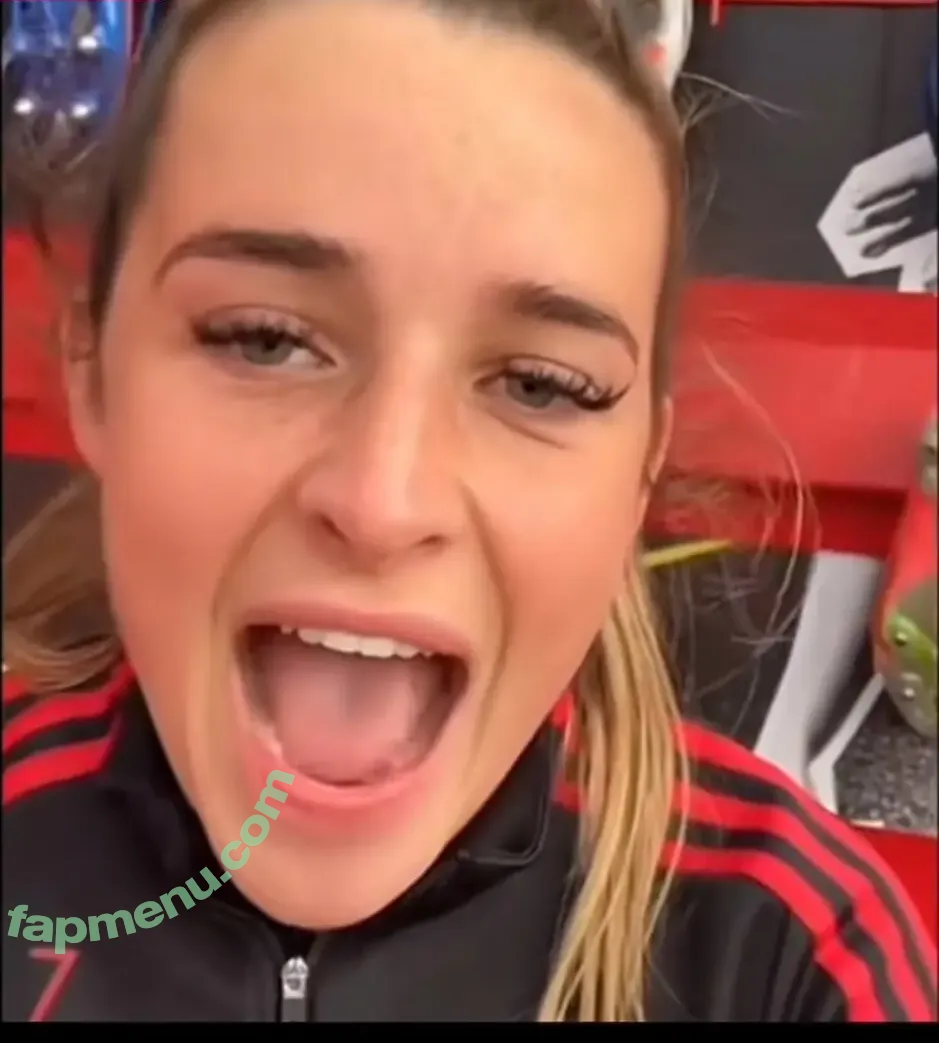 Female Football nude photo #0607 (girlsontheball / soccer players)