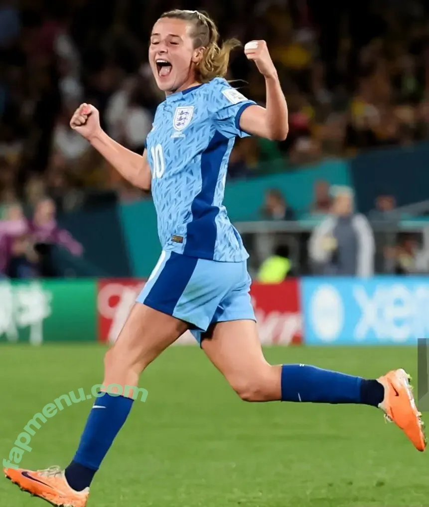 Female Football nude photo #0623 (girlsontheball / soccer players)