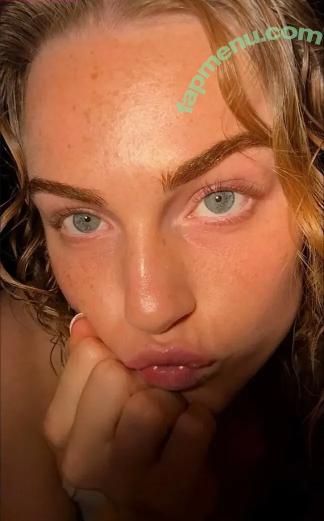 Female Football nude photo #0729 (girlsontheball / soccer players)