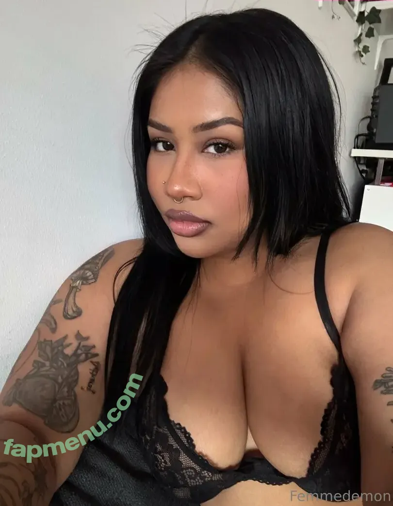 femme.demon nude photo #0056 (Julie 🥭 / femmedemon)