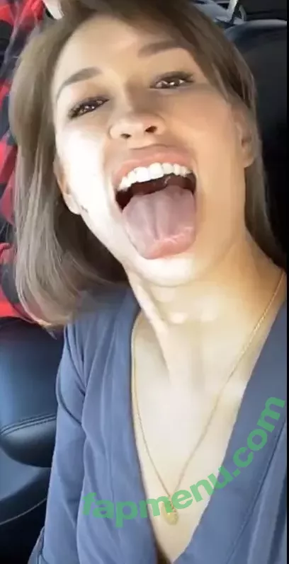 Femsteph nude photo #0021 (Femsteph)