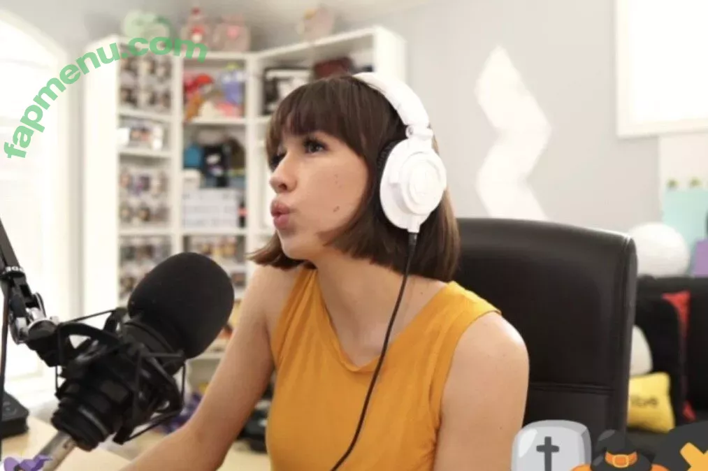 Femsteph nude photo #0032 (Femsteph)