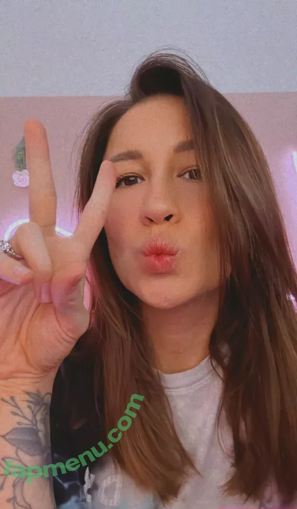 Femsteph nude photo #0069 (Femsteph)