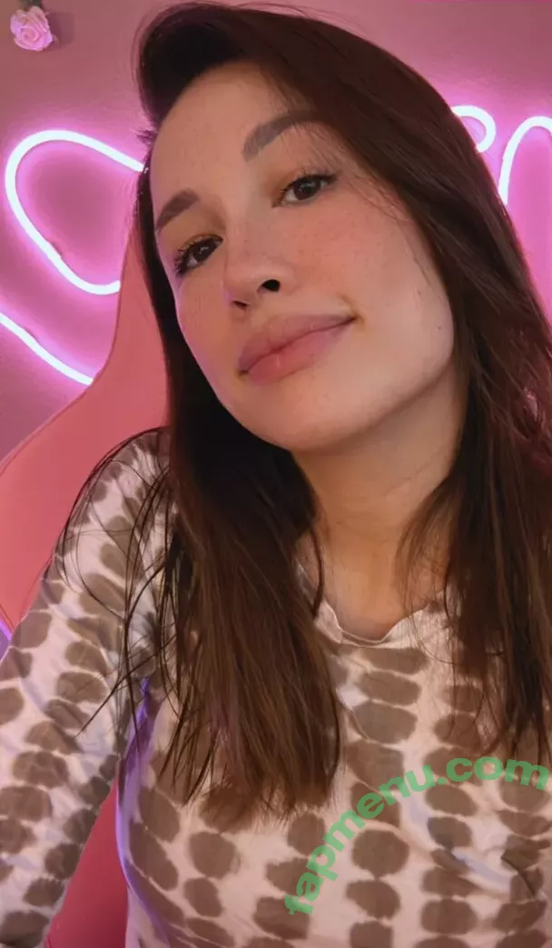 Femsteph nude photo #0070 (Femsteph)