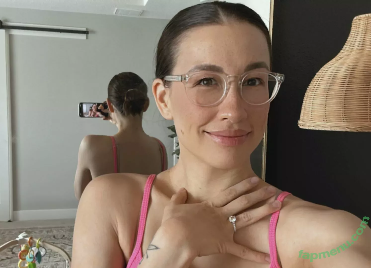 Femsteph nude photo #0071 (Femsteph)