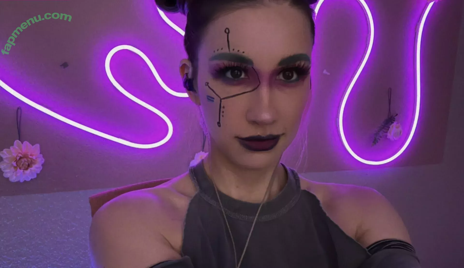 Femsteph nude photo #0094 (Femsteph)