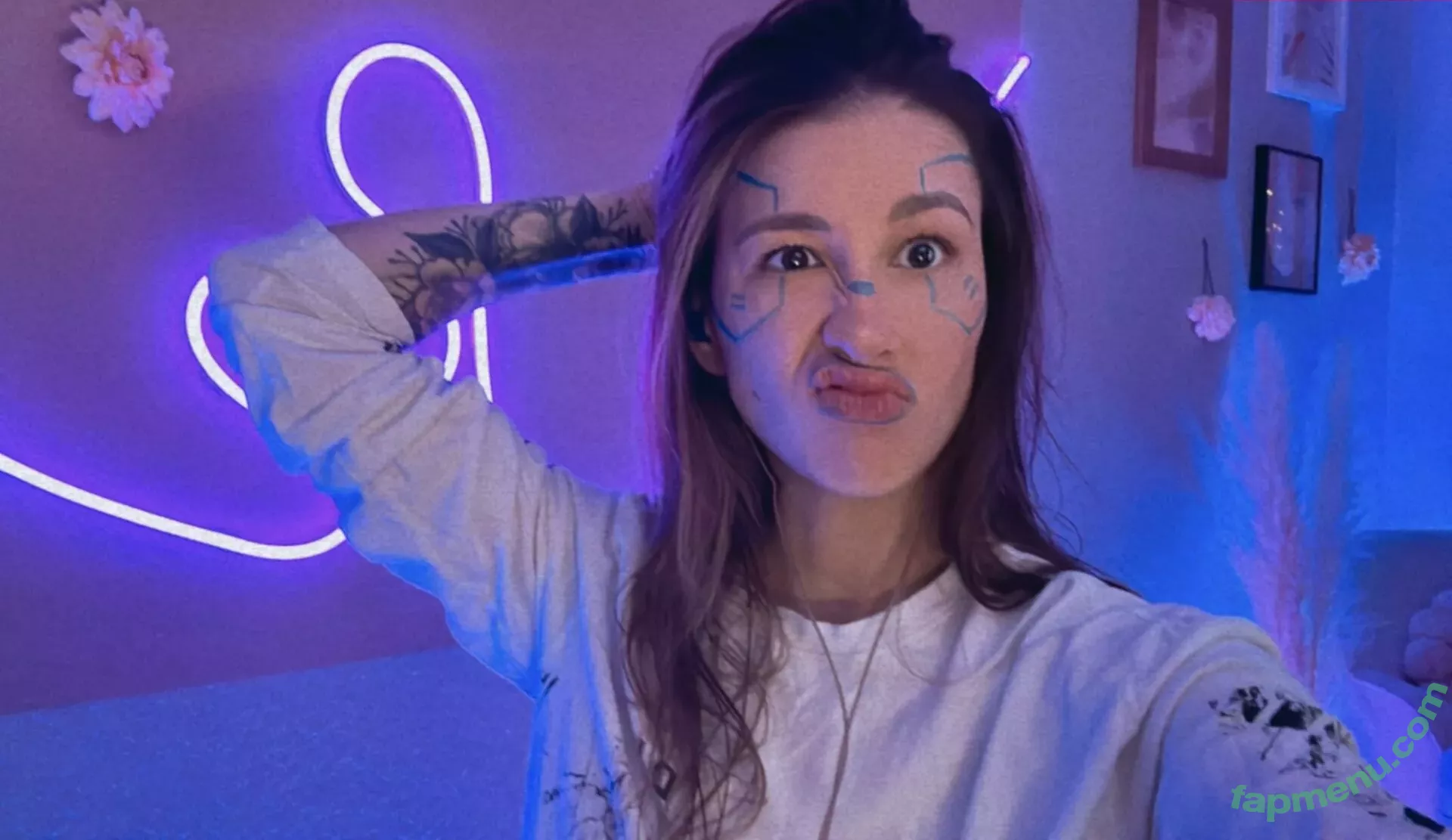 Femsteph nude photo #0095 (Femsteph)