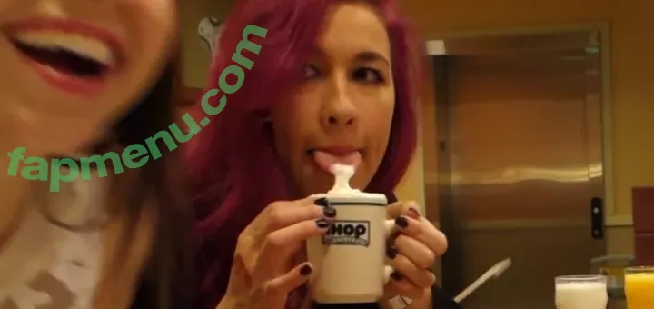 Femsteph nude photo #0114 (Femsteph)