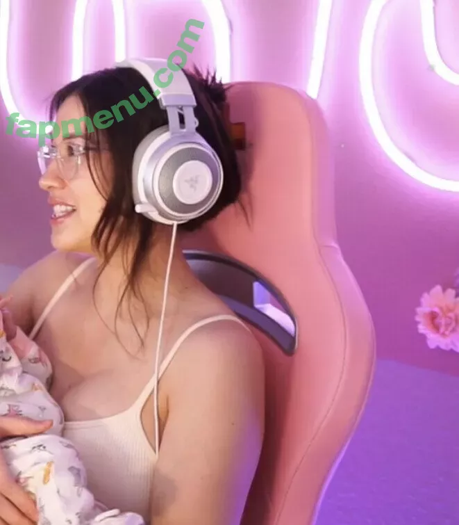 Femsteph nude photo #0134 (Femsteph)