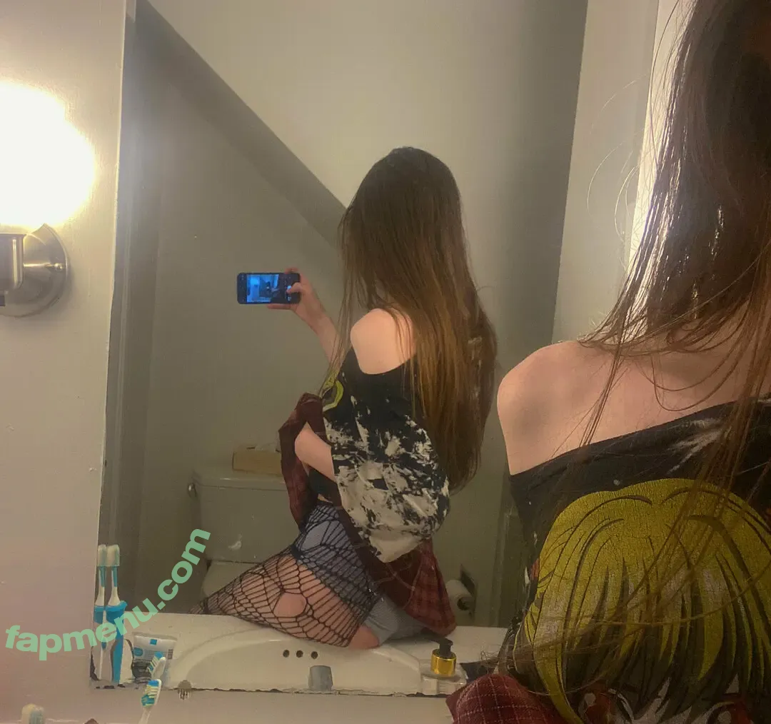 femvum nude photo #0006 (femvum)