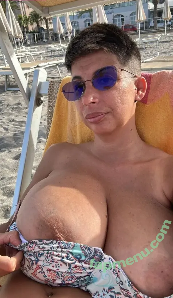 Fenice Modella nude photo #0009 (FeniceModella / fenice_modella_)