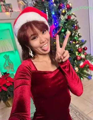 Feoncissa / Little_Corvidae(Twitch / theonlysarahc nude photo #0042