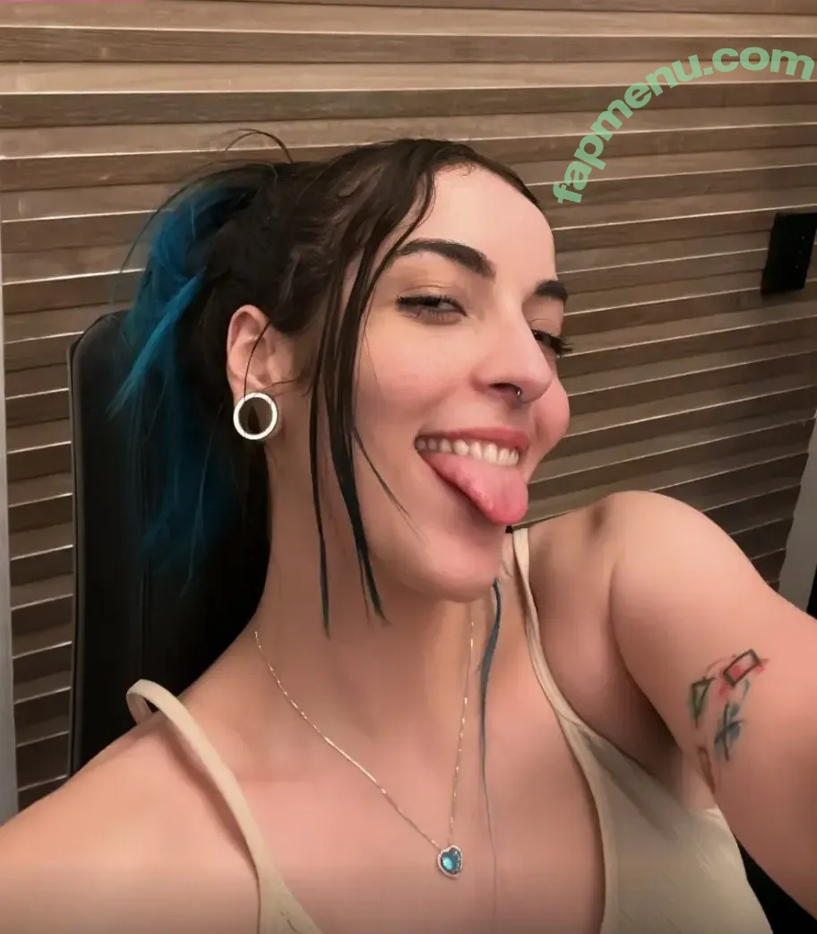 Ferbr nude photo #0009 (Fernanda Isabelle / ferbrmusic)