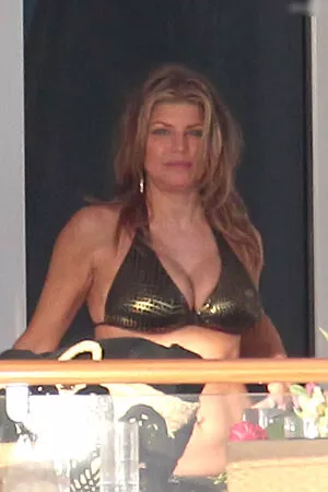 Fergie nude photo #0214