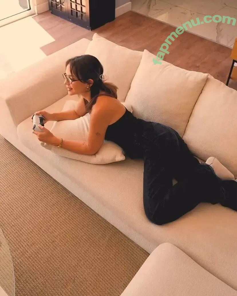 Feride Özdinç nude photo #0055 (ferideozdincc)