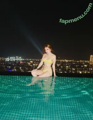 Fernanda Hanzen / Feeh Hanzen / feeh_hanzen / feehhanzen nude photo #0043